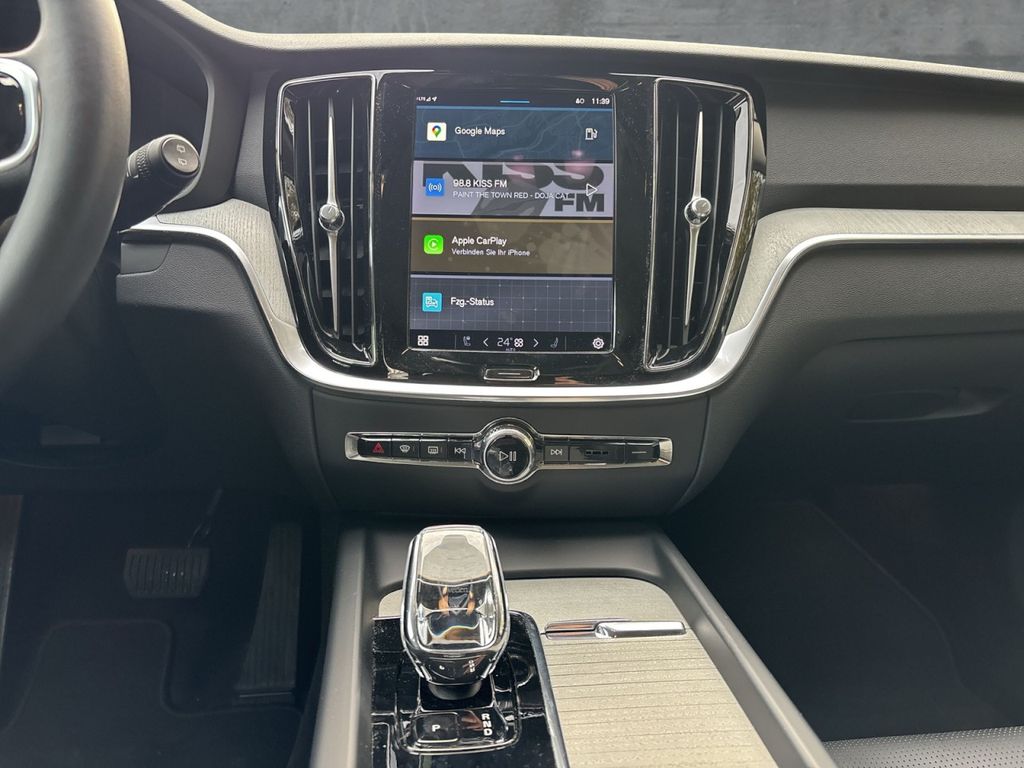 Volvo V60 Cross Country 2024