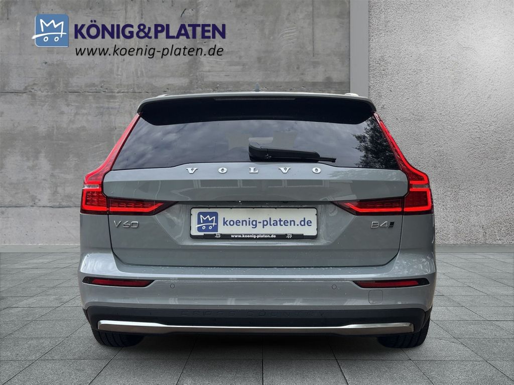 Volvo V60 Cross Country 2024