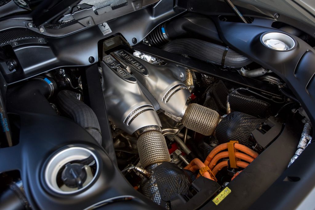 Ferrari 296 GTB 2023