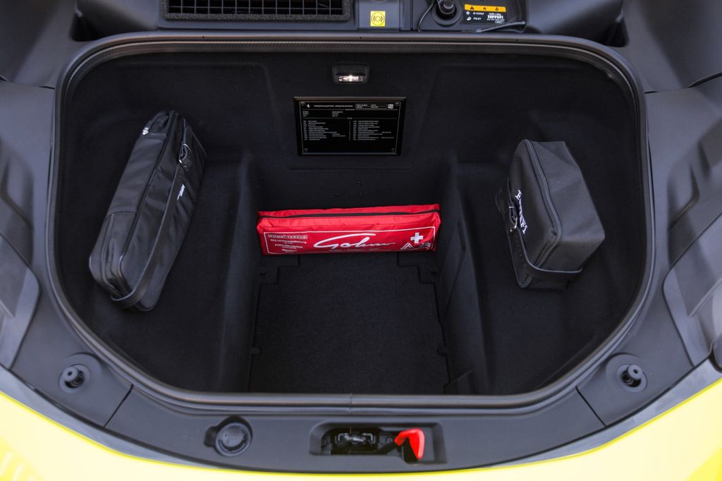 Ferrari 296 GTB 2023