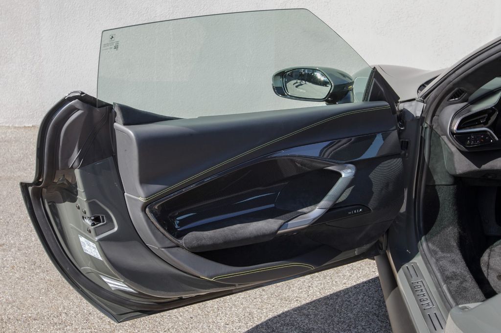 Ferrari 296 GTB 2023