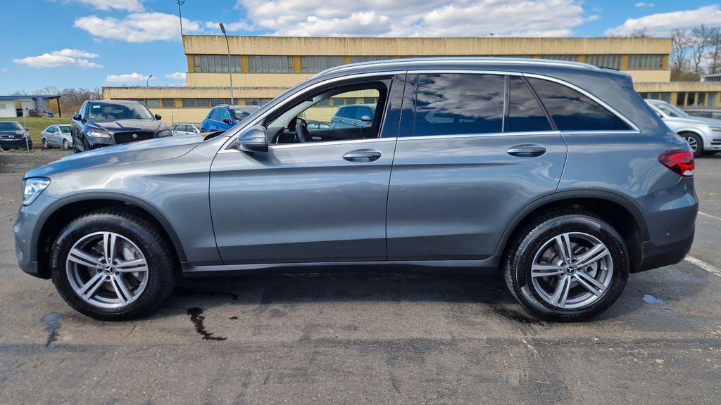 Mercedes-Benz GLC 300 2022