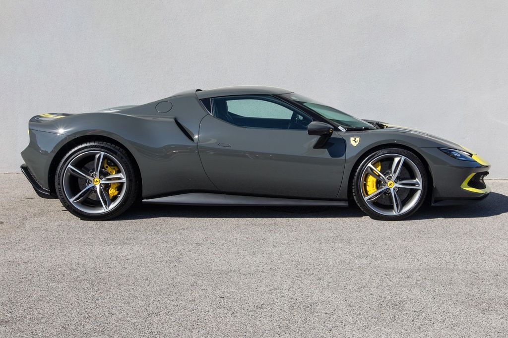 Ferrari 296 GTB 2023