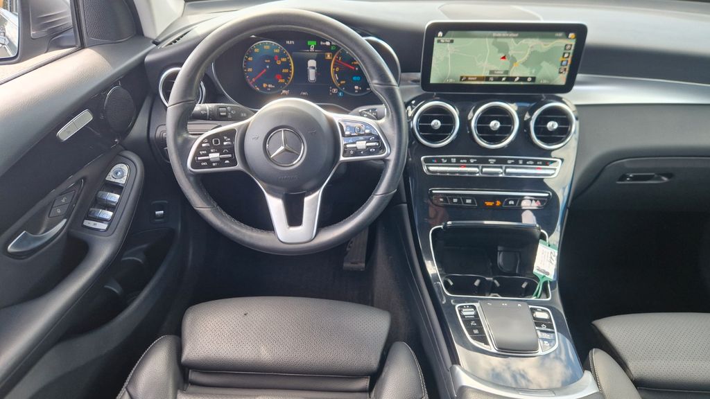 Mercedes-Benz GLC 300 2022