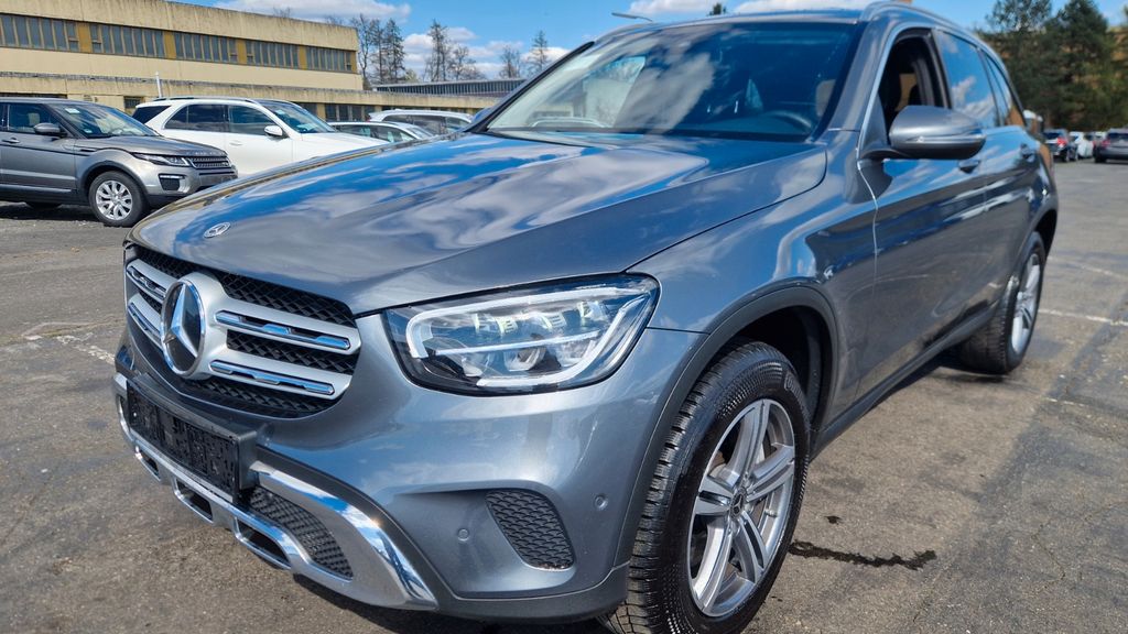 Mercedes-Benz GLC 300 2022