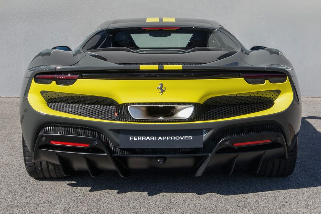 Ferrari 296 GTB 2023