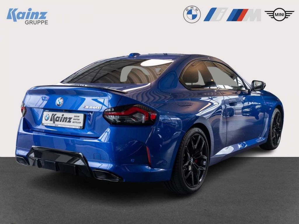 BMW M240i