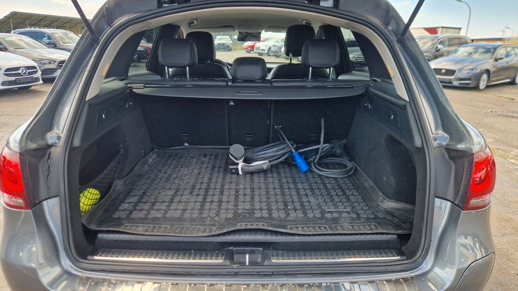 Mercedes-Benz GLC 300 2022