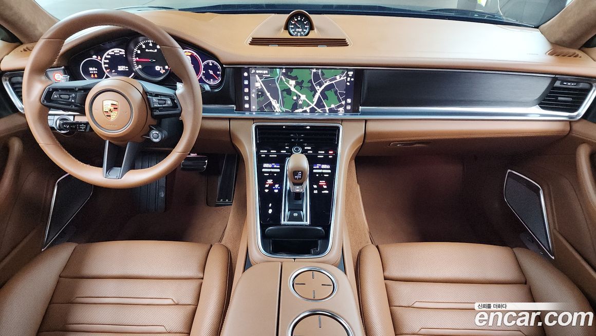 Porsche Panamera 2023