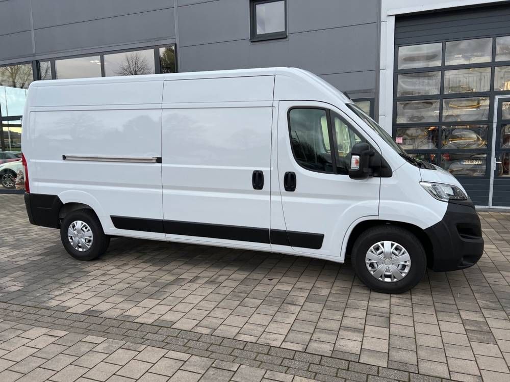 Opel Movano 2022