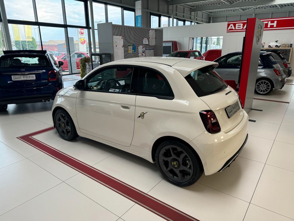 Abarth 500 2024