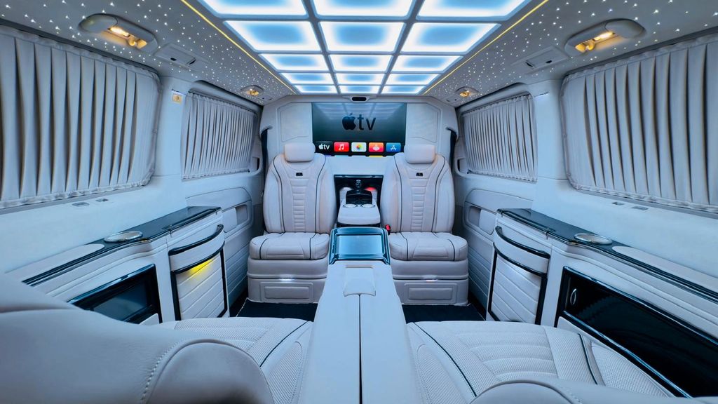 Mercedes-Benz V 300 2022