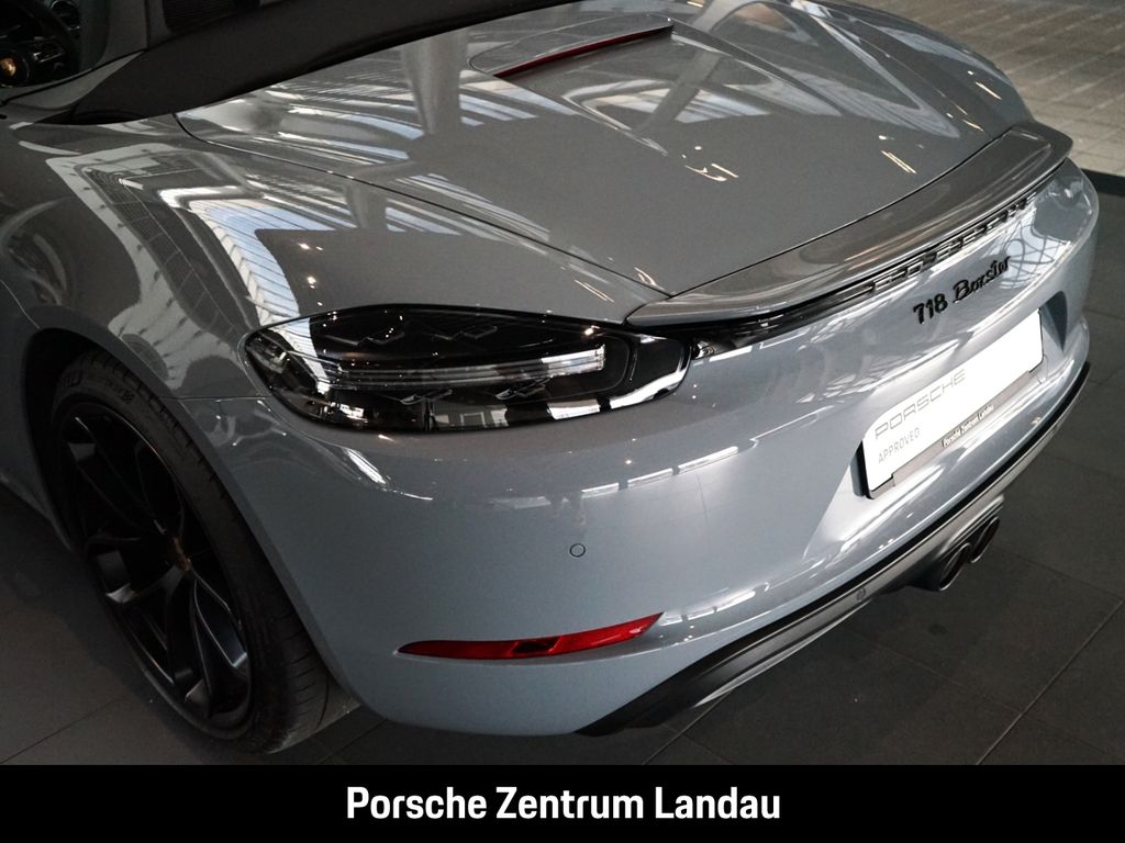 Porsche Boxster 2024
