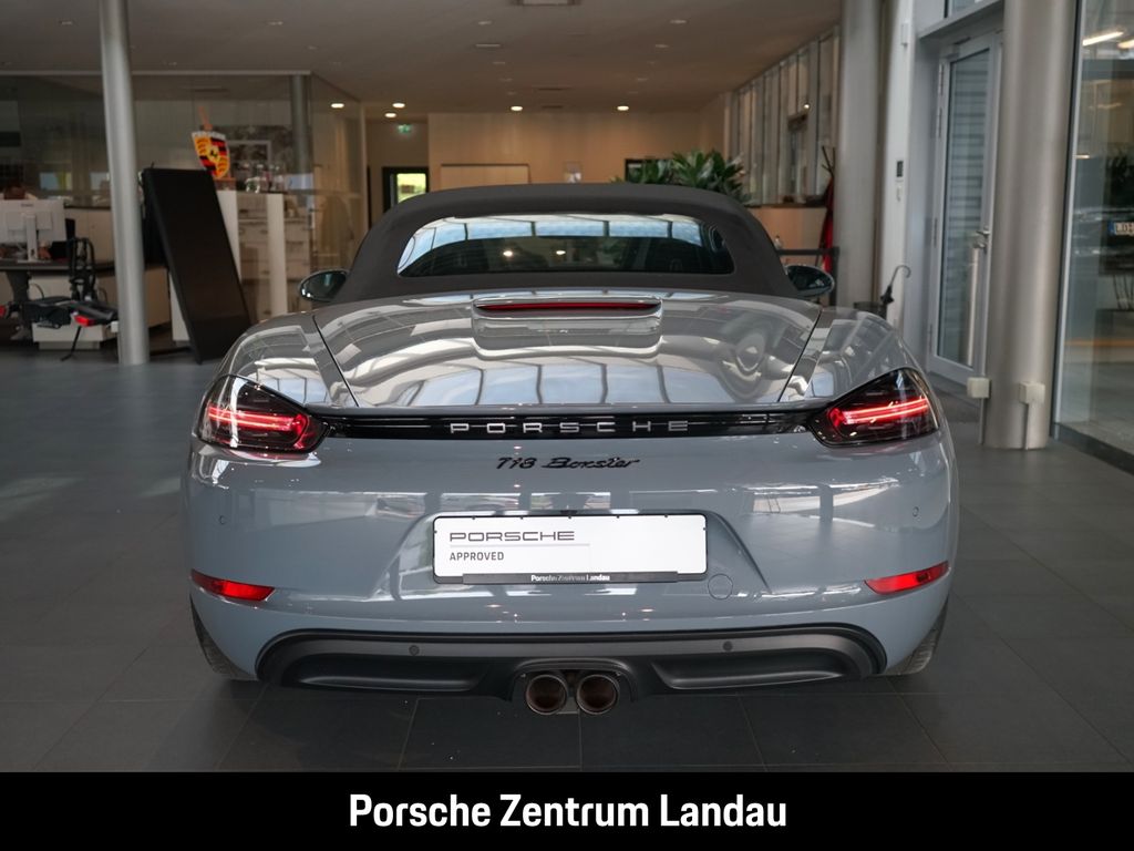 Porsche Boxster 2024