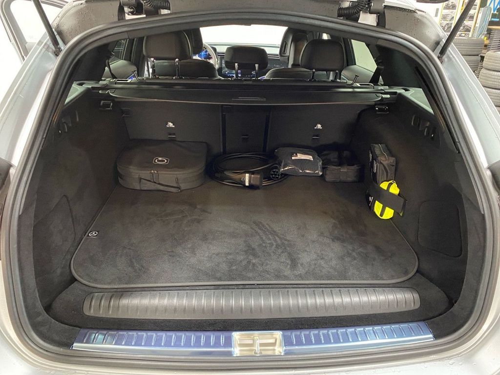 Mercedes-Benz E 300 2024