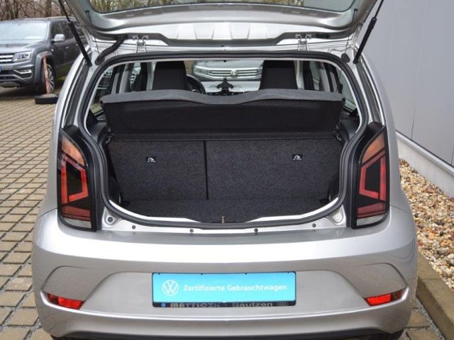 Volkswagen up! 2022