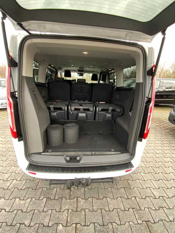 Ford Tourneo Custom 2022