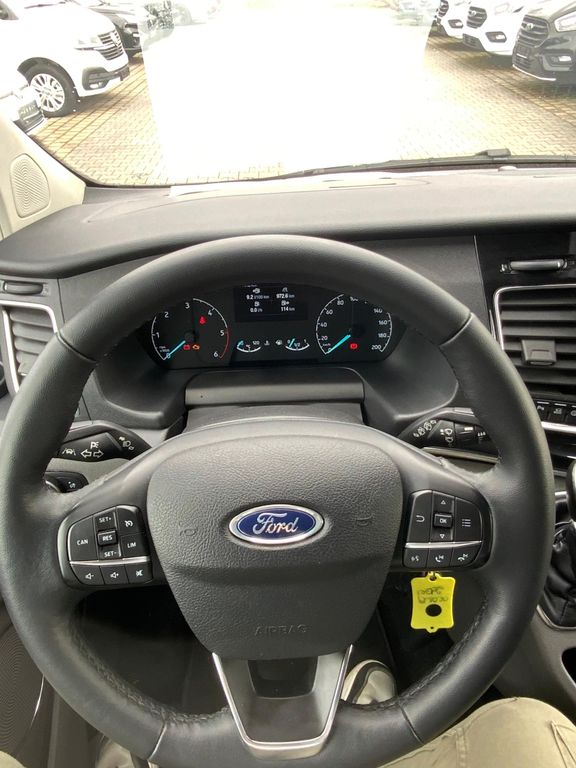 Ford Tourneo Custom 2022