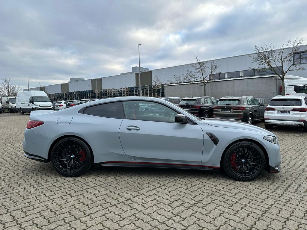 BMW M4 2024