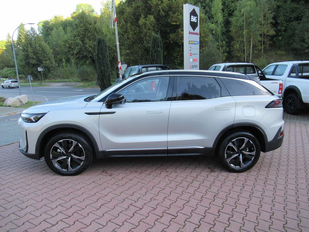 BAIC Beijing X75
