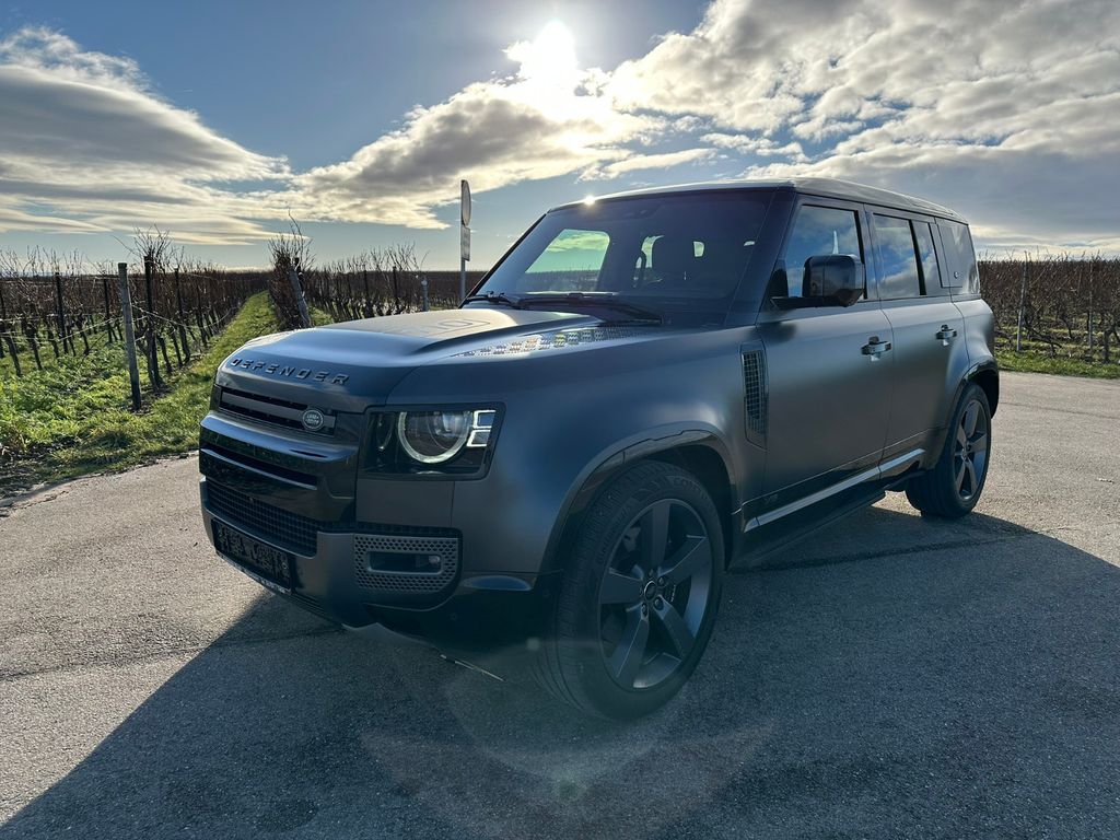 Land Rover Defender 2024