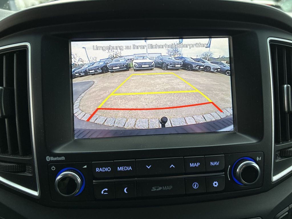Hyundai H-1 2018
