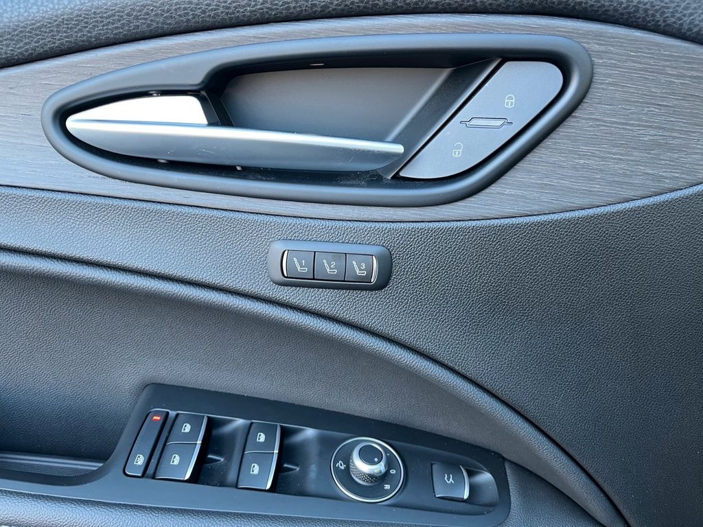 Alfa Romeo Stelvio 2023