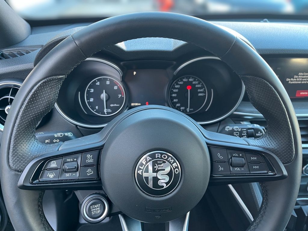 Alfa Romeo Stelvio 2023