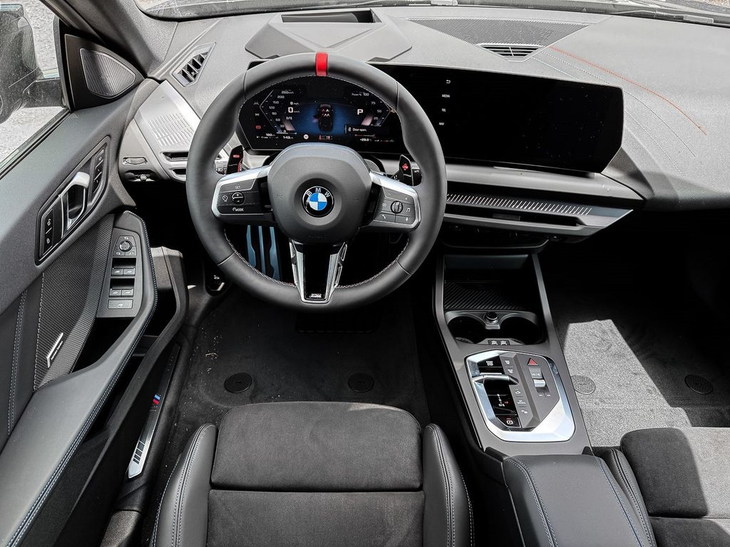 BMW M235