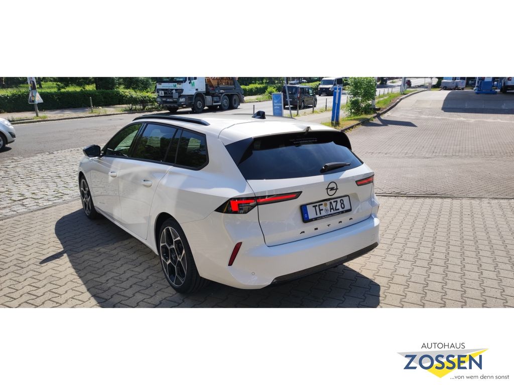 Opel Astra 2024