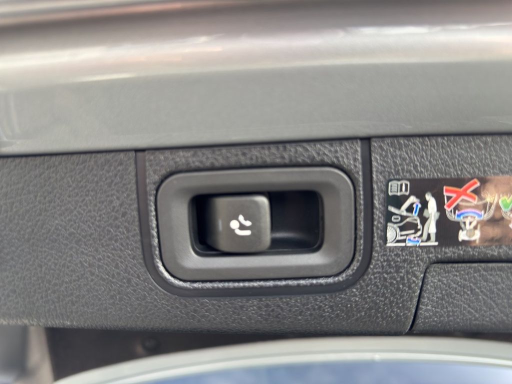 Mercedes-Benz A 220 2024