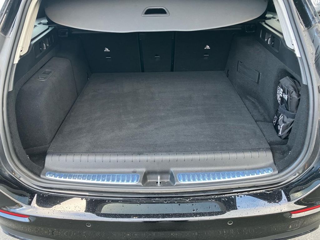 Mercedes-Benz C 300 2022