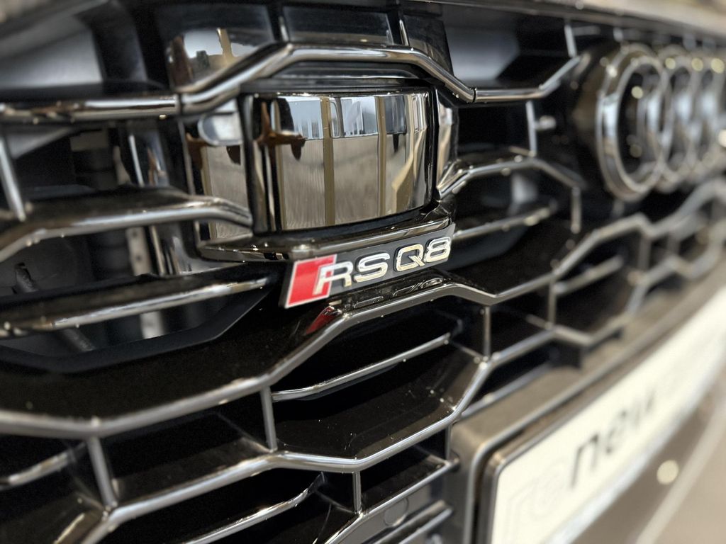 Audi RSQ8 2020