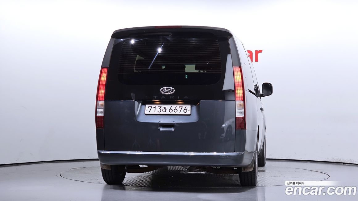 Hyundai Staria 2022