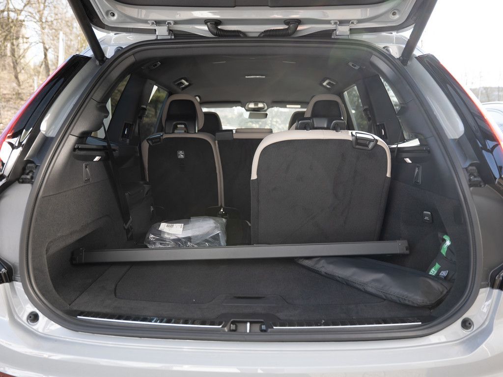 Volvo XC90 2025