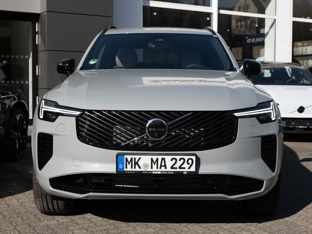 Volvo XC90 2025