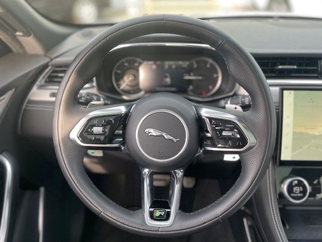 Jaguar F-Pace 2022