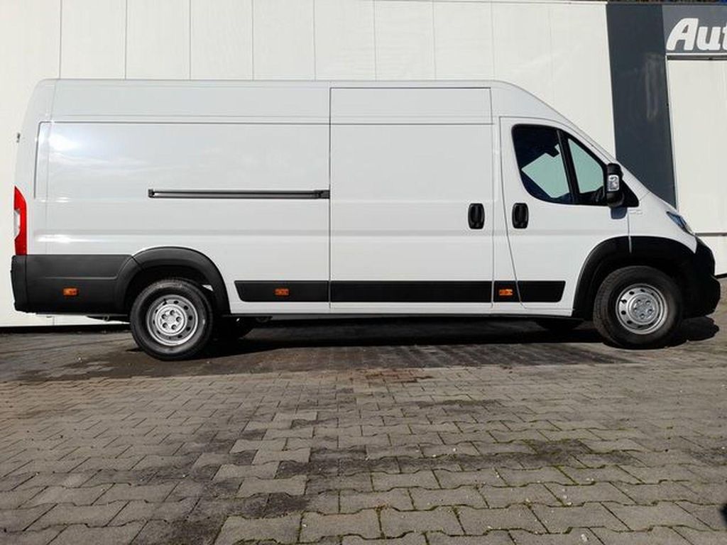 Opel Movano 2023