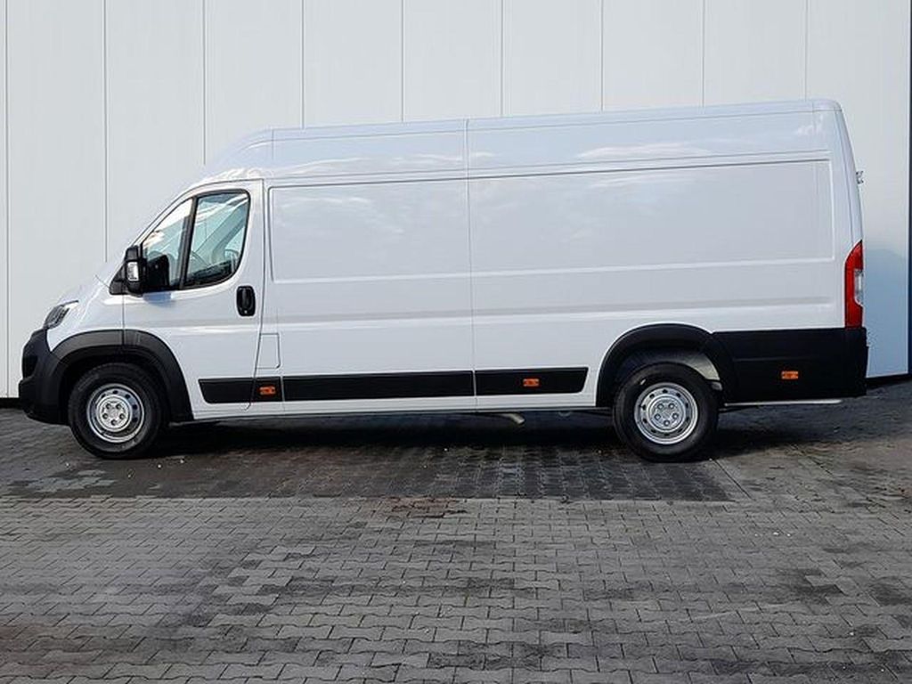 Opel Movano 2023
