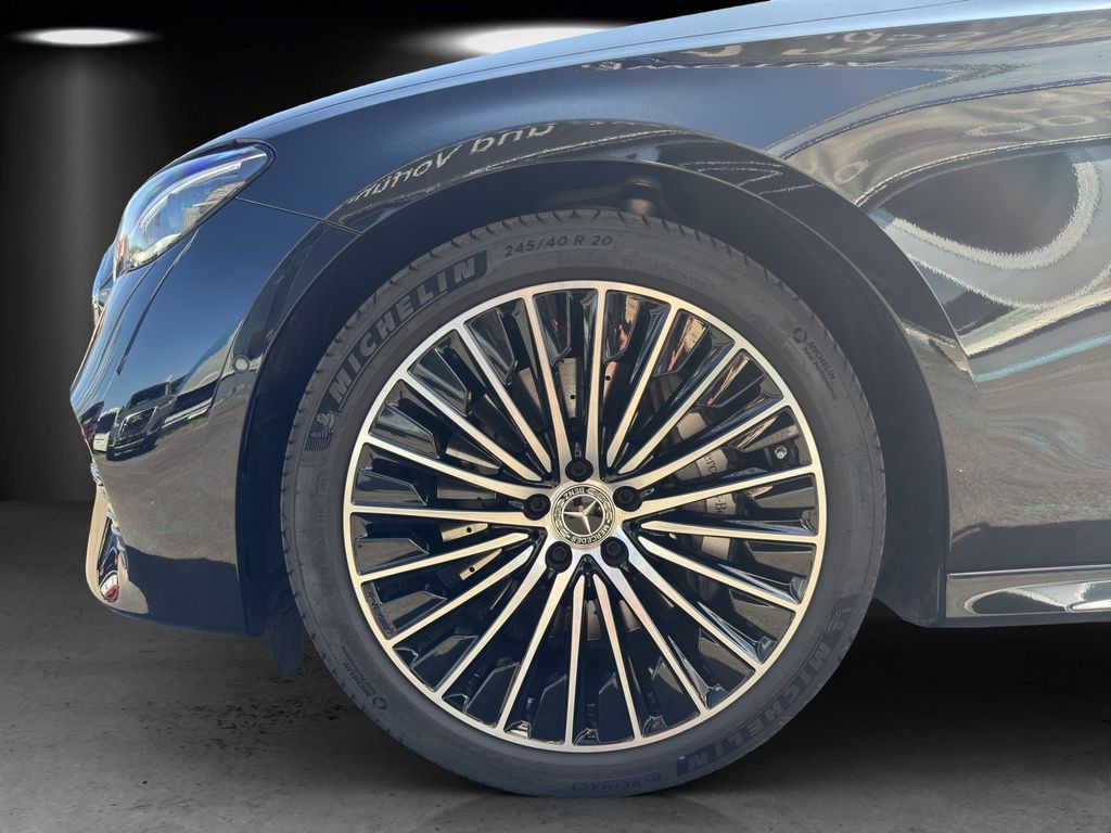 Mercedes-Benz E 300 2024