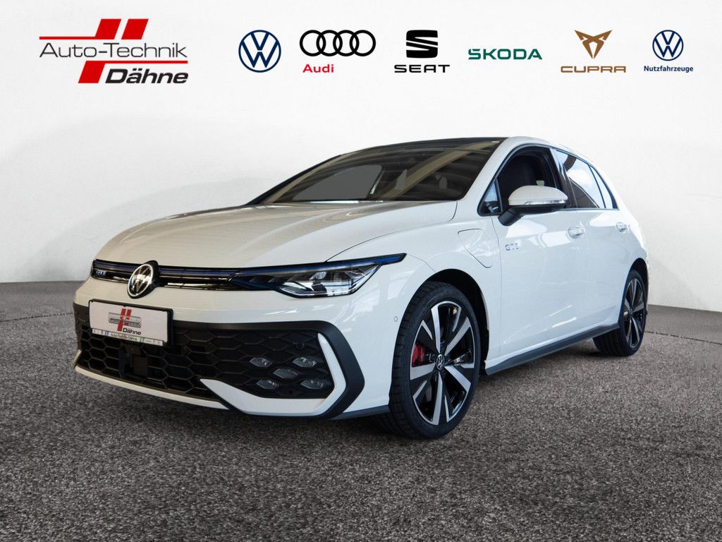 Volkswagen Golf 2025