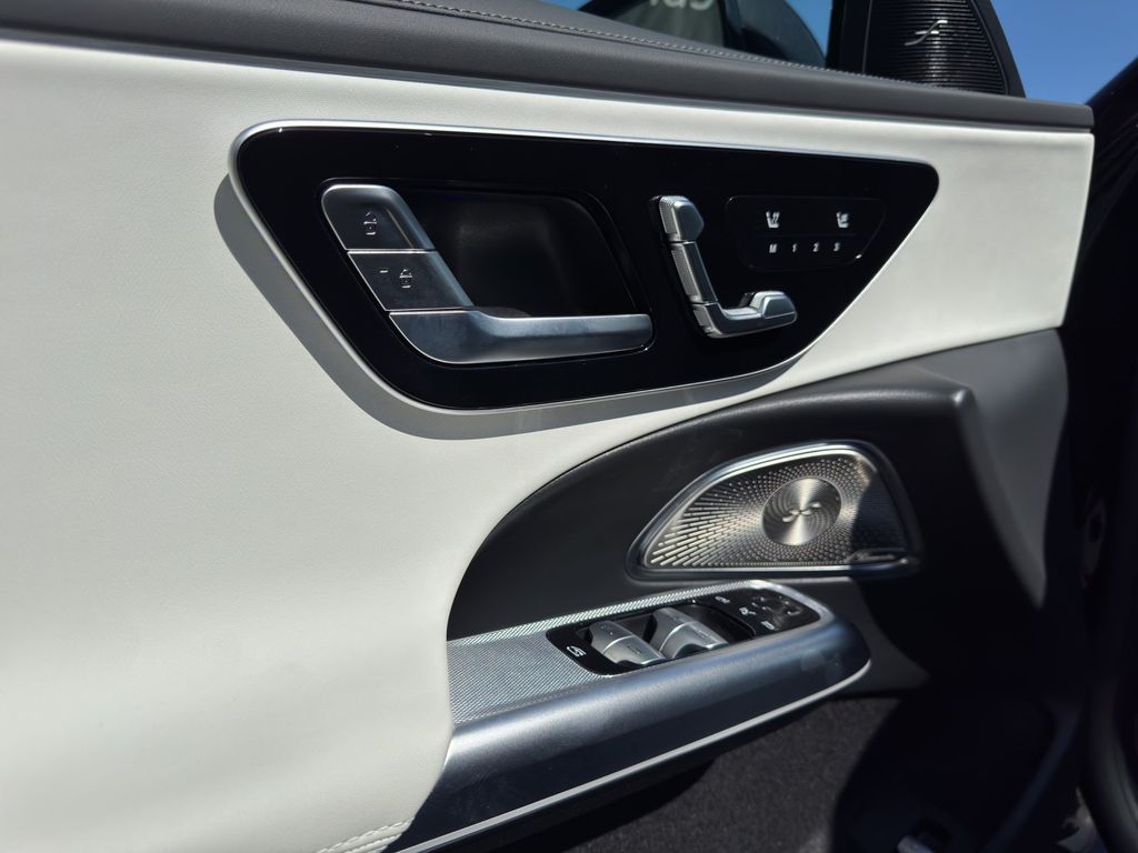 Mercedes-Benz E 300 2024