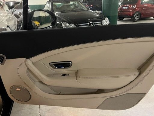 Bentley Continental GT 2011