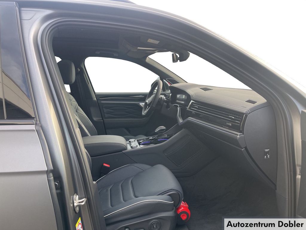 Volkswagen Touareg 2025