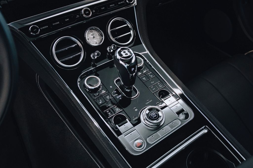 Bentley Continental GT 2023