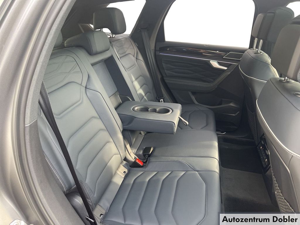 Volkswagen Touareg 2025