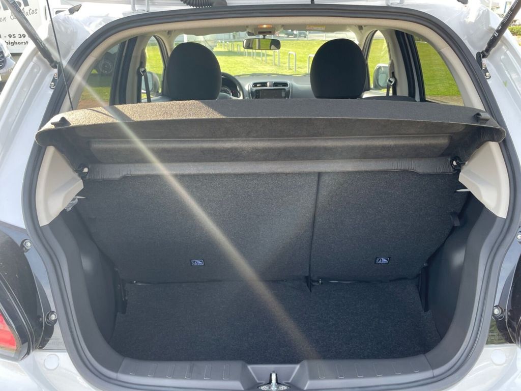 Mitsubishi Space Star 2024