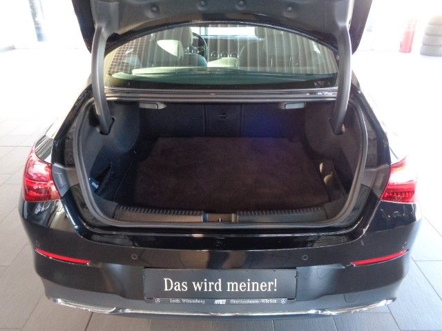 Mercedes-Benz CLA 180 2024