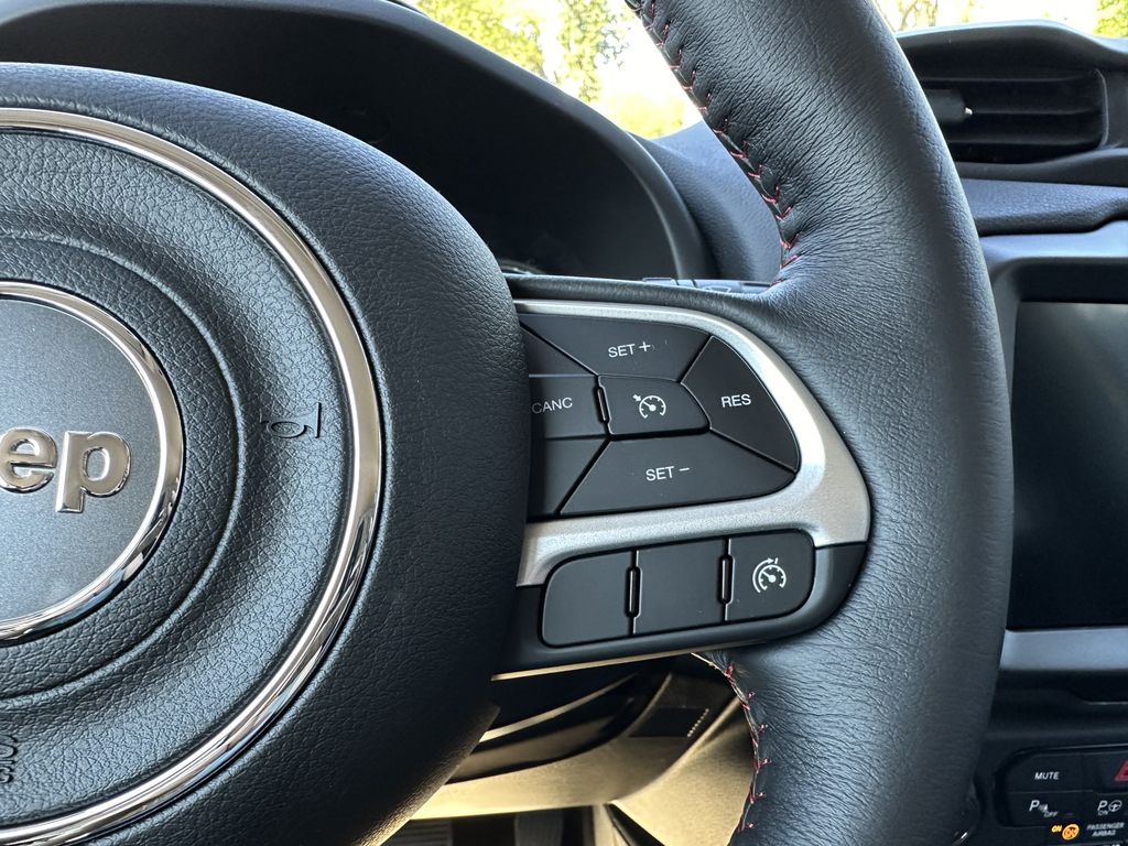 Jeep Renegade 2023