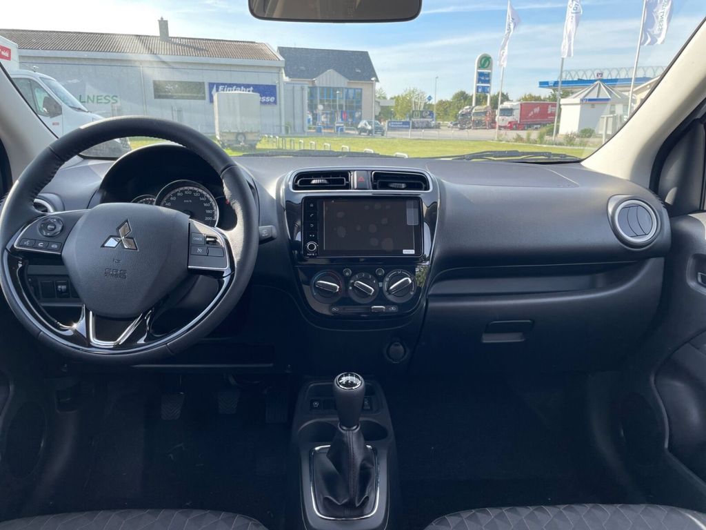 Mitsubishi Space Star 2024